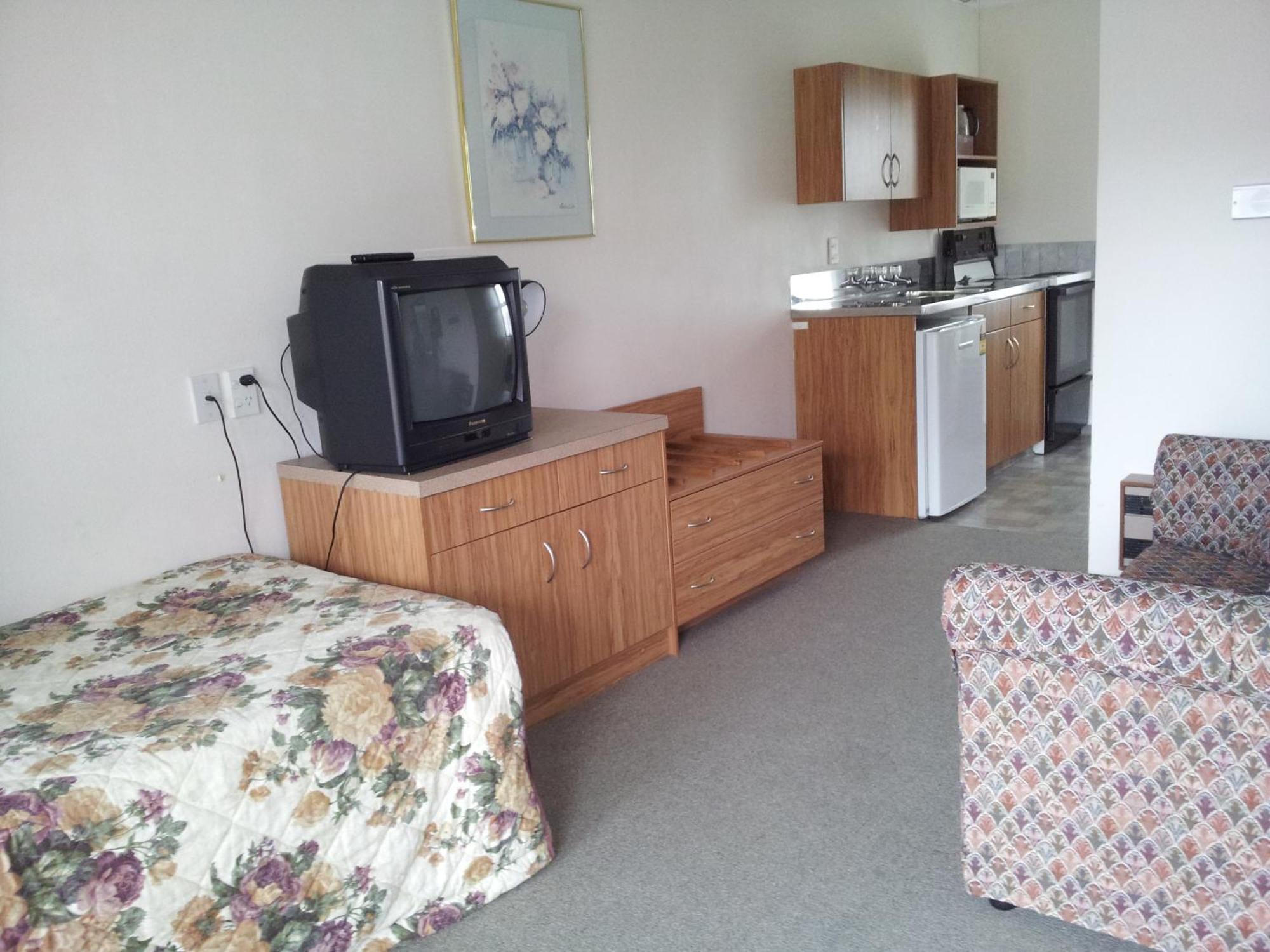 Ace High Motor Inn Napier Bagian luar foto